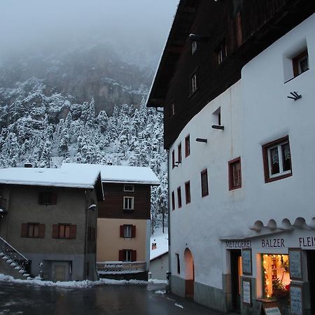 Tgesa Ferrera Villa Schmitten  Ruang foto