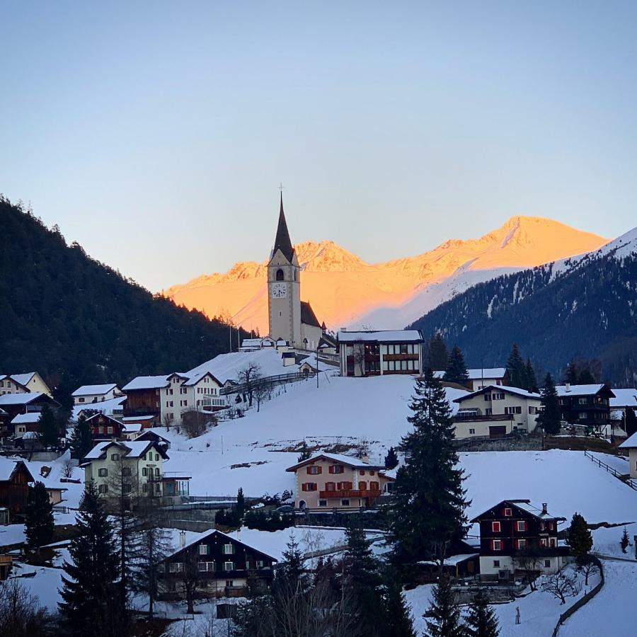 Tgesa Ferrera Villa Schmitten  Bagian luar foto